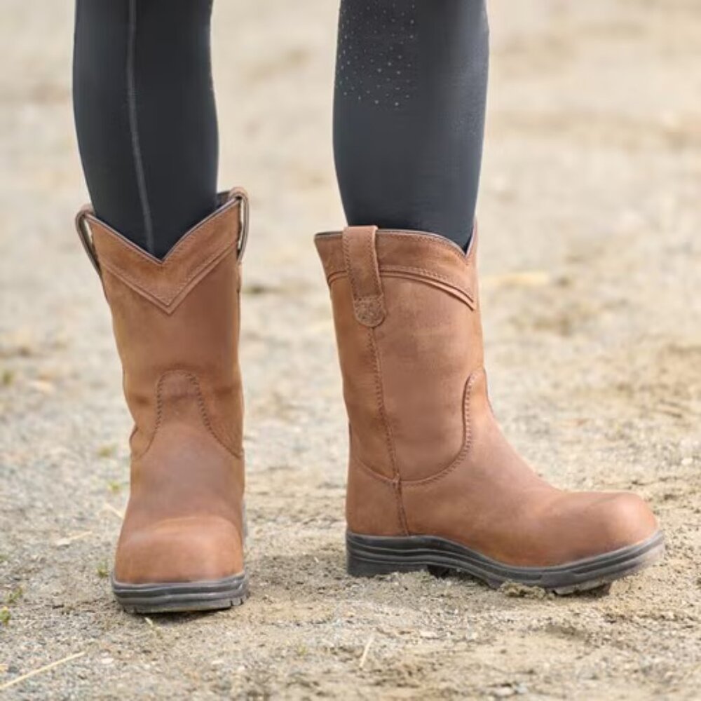 NIB - Ada Waterproof Winter Work Boot by SmartPak - Size 41 / 9.5